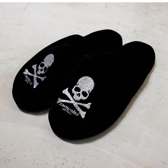 車庫服飾 -- 現貨 Mastermind JAPAN   MMJ 骷髏頭 Indoor slippers 室內拖鞋
