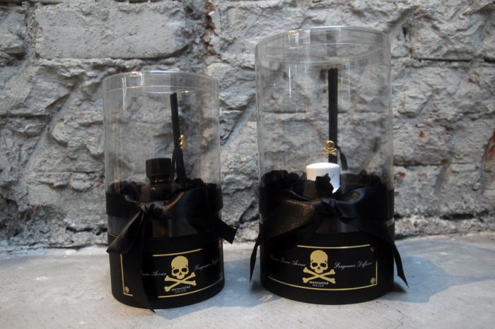 【車庫服飾】收藏品出售 MASTERMIND JAPAN MMJ x Deica 暗黑 玫瑰 香氛 擴香竹 現貨