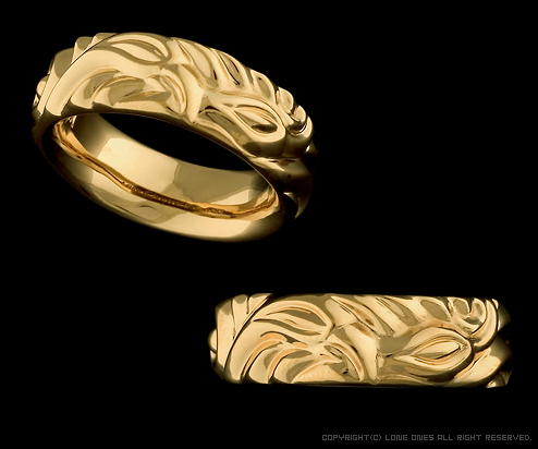 MATING FLIGHT: 18K GOLD LOVE BITE RING