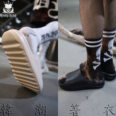 柔軟泡沫厚底鋸齒設計時尚拖鞋