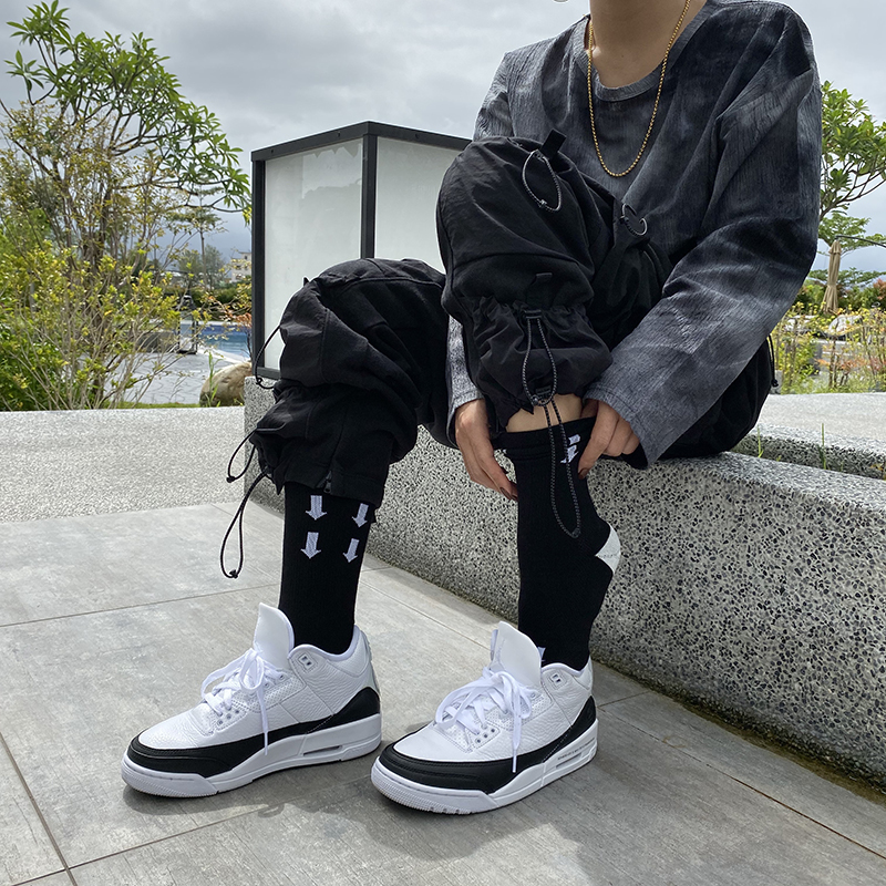 單向箭頭襪_黑色_BF200029