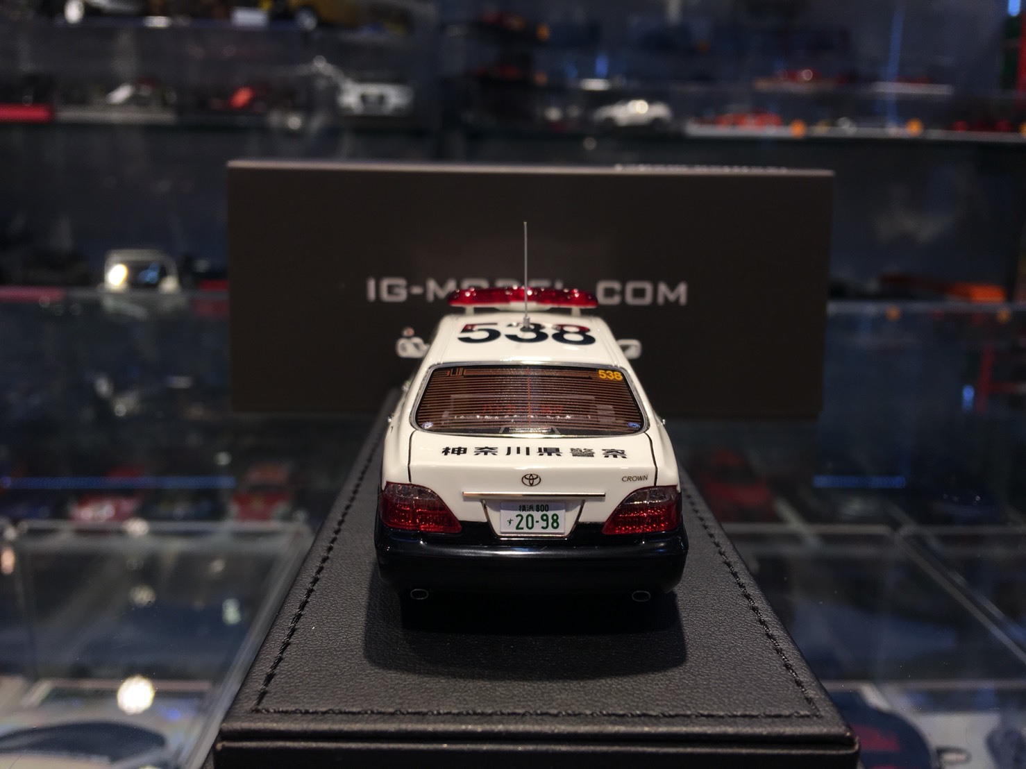 Ignition IG2098 Toyota Crown GRS180 KanagawaPolice 1/43