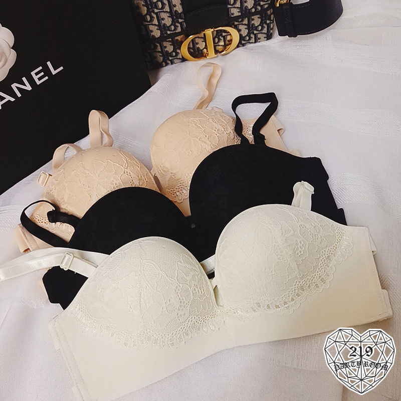 蕾絲美背交叉止滑平口內衣