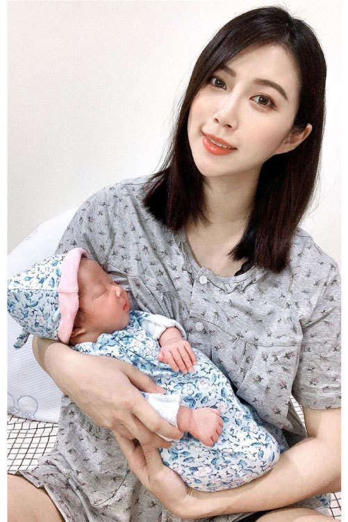 孕婦裝,哺乳衣,孕婦褲,孕婦短褲,孕婦褲推薦,孕婦裝推薦,韓國孕婦裝,哺乳衣推薦,哺乳內衣,愛戀,孕婦內褲,月子服,哺乳睡衣,孕婦裝品牌,孕婦內衣,網購孕婦裝推薦,孕婦裝哪裡買,哺乳衣哪裡買,棠棠媽咪,哈韓孕媽咪,mamaway,mamamia孕婦裝