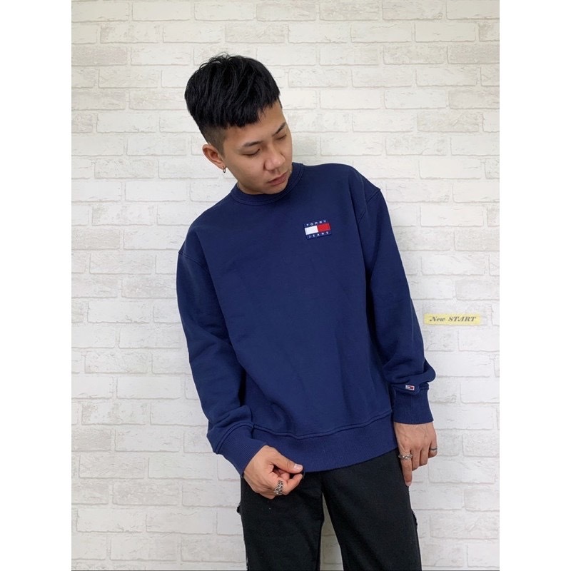 Tommy Jeans 電繡小Logo 素面大學T 長袖上衣