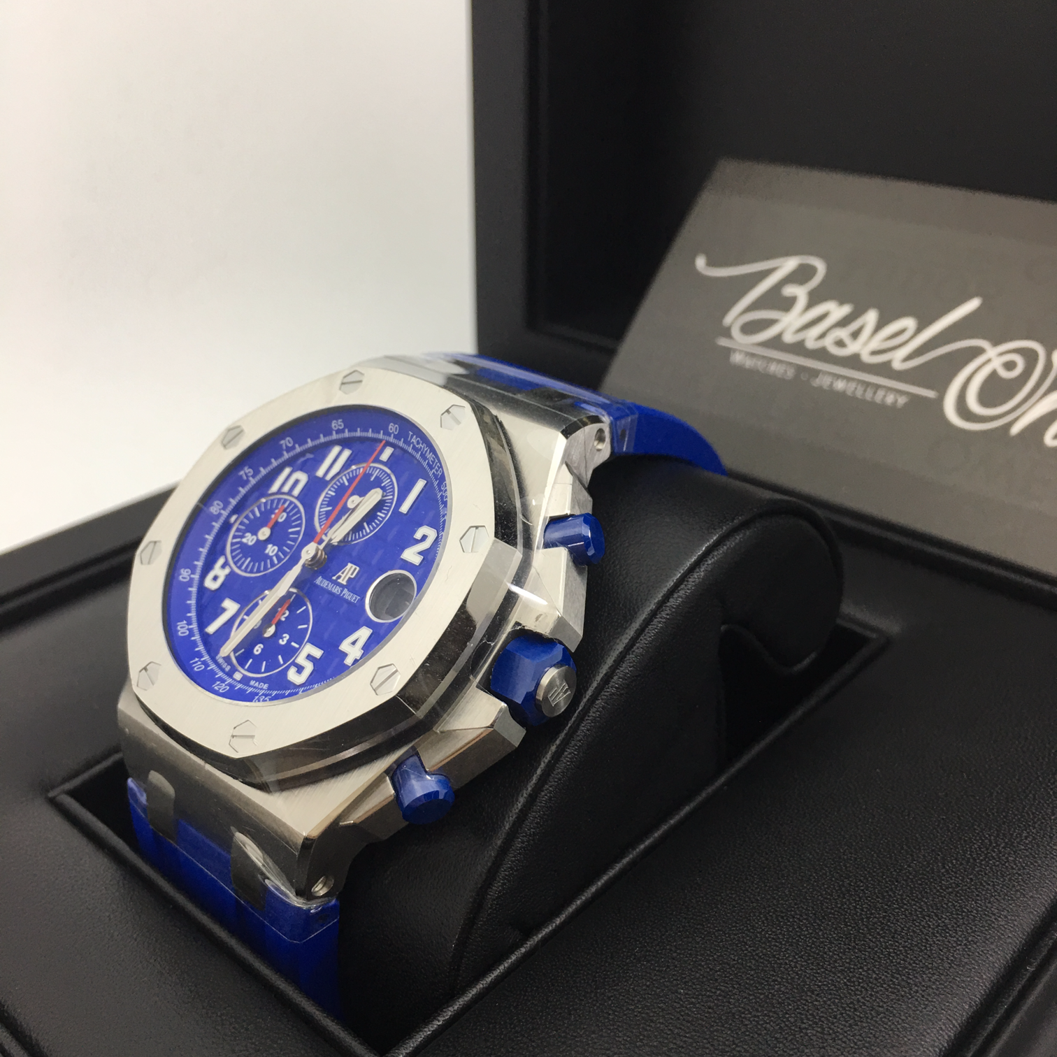 BRAND NEW AUDEMARS PIGUET 26470st ROYAL OAK OFFSHORE CHRONOGRAPH BABY BLUE
