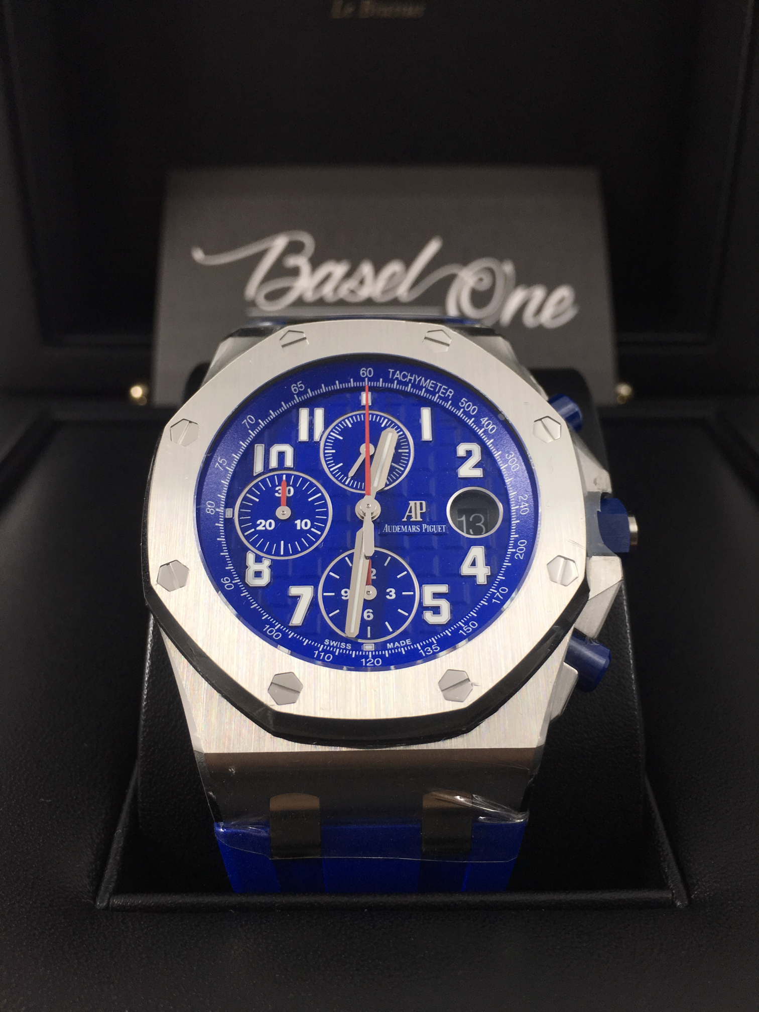 BRAND NEW AUDEMARS PIGUET 26470st ROYAL OAK OFFSHORE CHRONOGRAPH BABY BLUE