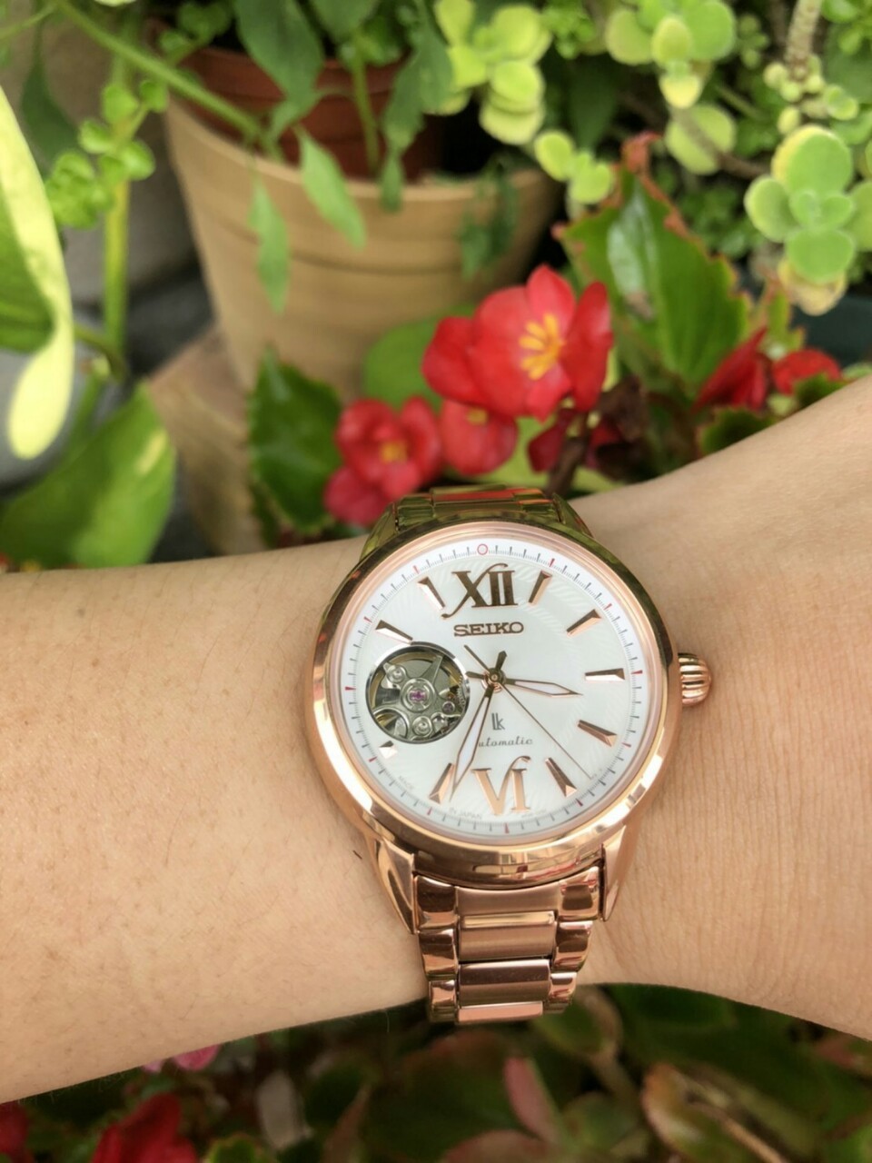 【SEIKO 精工】LUKIA系列 廣告款甜美氣質機械表  4R38-01W0K 33.9mm 現代鐘錶