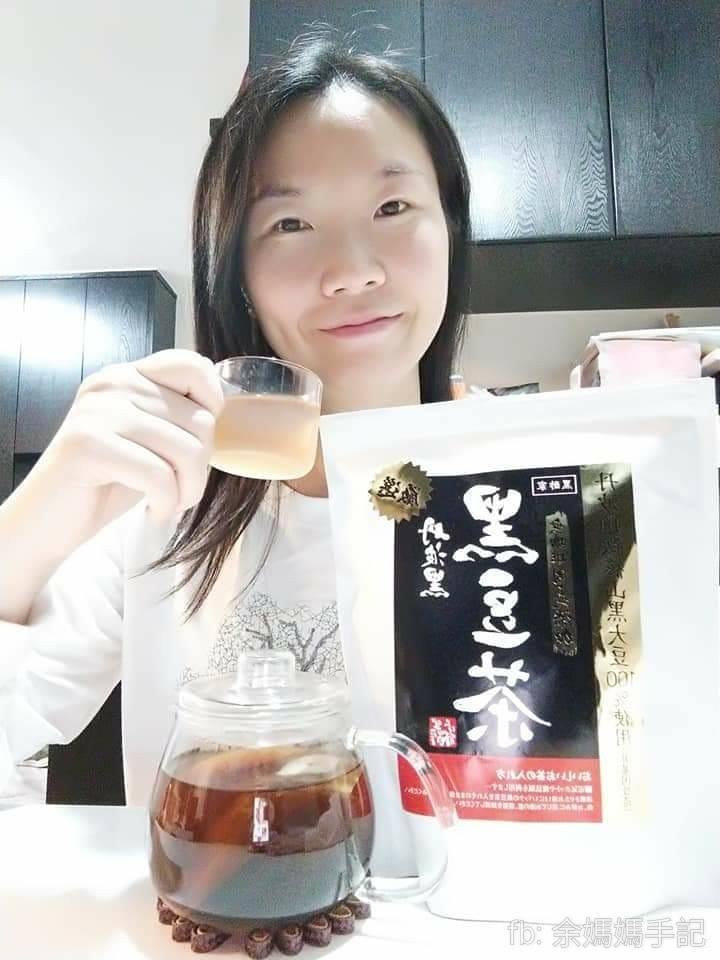我就飲開日本製嘅 #嚴選丹波黑豆茶~ 以京都府丹波頂級篠山黑大豆製造, 非基因改造, 無咖啡因, 無添加, 真的非常健康~ 好鍾意黑豆嘅清香味道, 豆香濃郁, 好容易會唔覺意多飲幾杯~