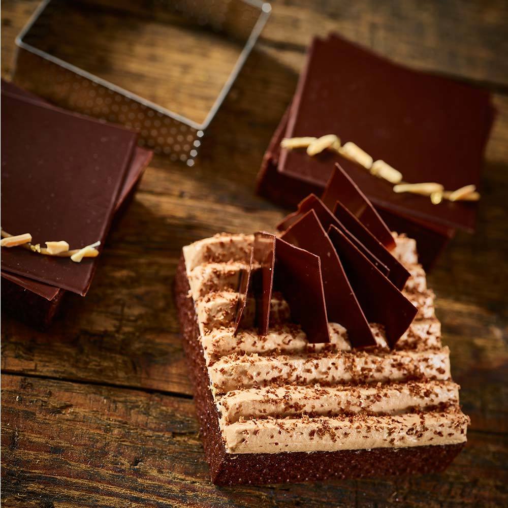 (絕版品) 法芙娜正方形帶孔加高塔圈-高3.5cm