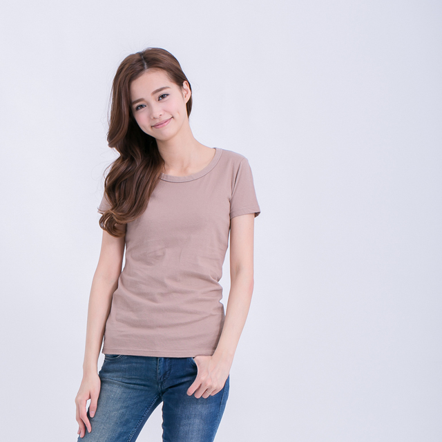 簡單 圓領 素面 蜜桃棉 女T 花生色