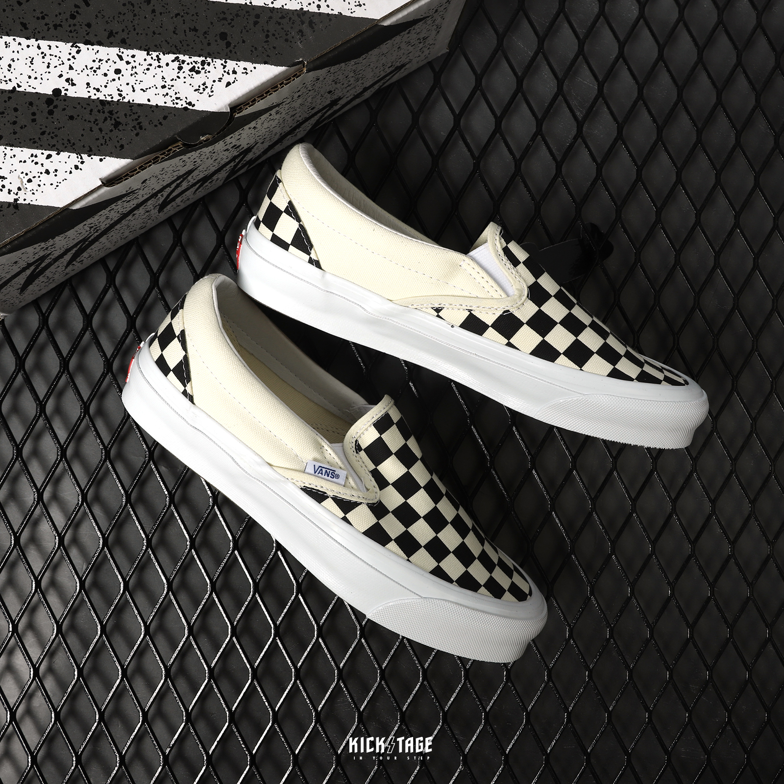 男女鞋VANS VAULT OG CLASSIC SLIP-ON 黑白棋盤格懶人鞋【VN0A45JKT0