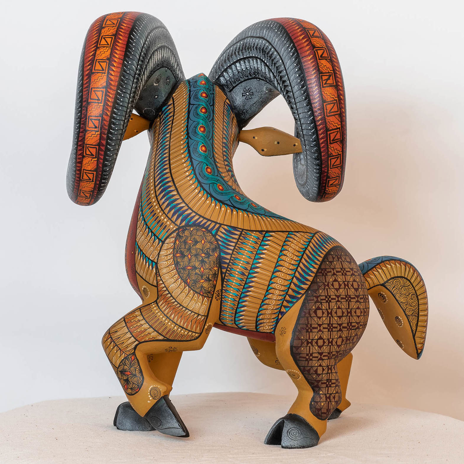 神獸手工木雕－薩波特克圖騰款｜Antílope｜墨西哥