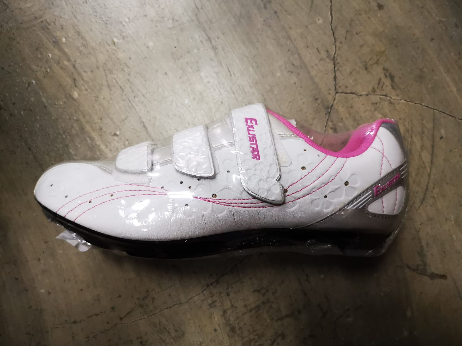 Exustar road shoe women size 39