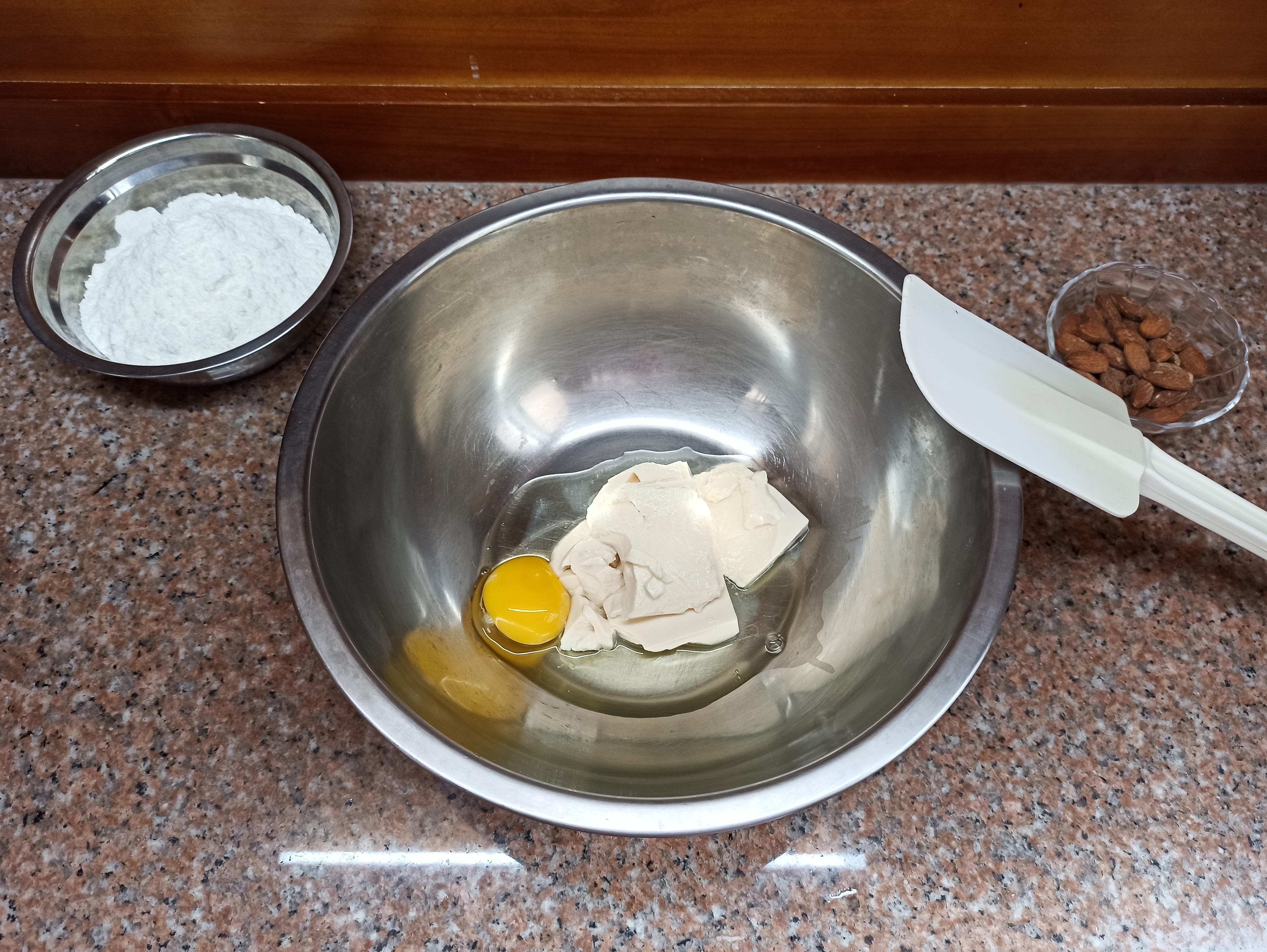 絹豆腐,鬆餅,萬聖節,萬聖節甜點,萬聖節巫婆手指,巫婆手指,日式豆腐,豆腐,本家生機,豆腐料理,有機豆漿,本家生機