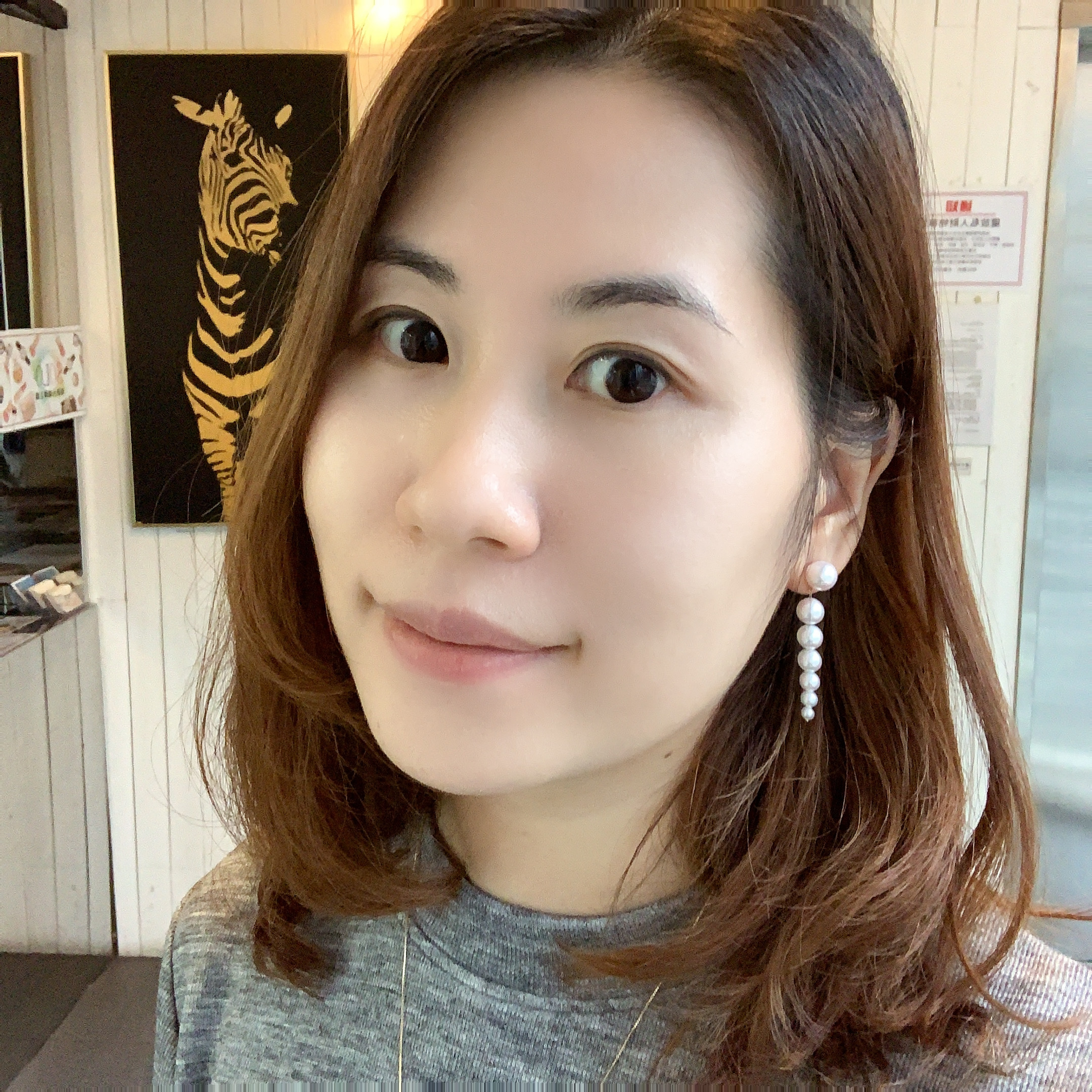 寶石級光輝 - 18K金頂級鏡面光澤日本Akoya珍珠漸變大小耳環 (大至小)