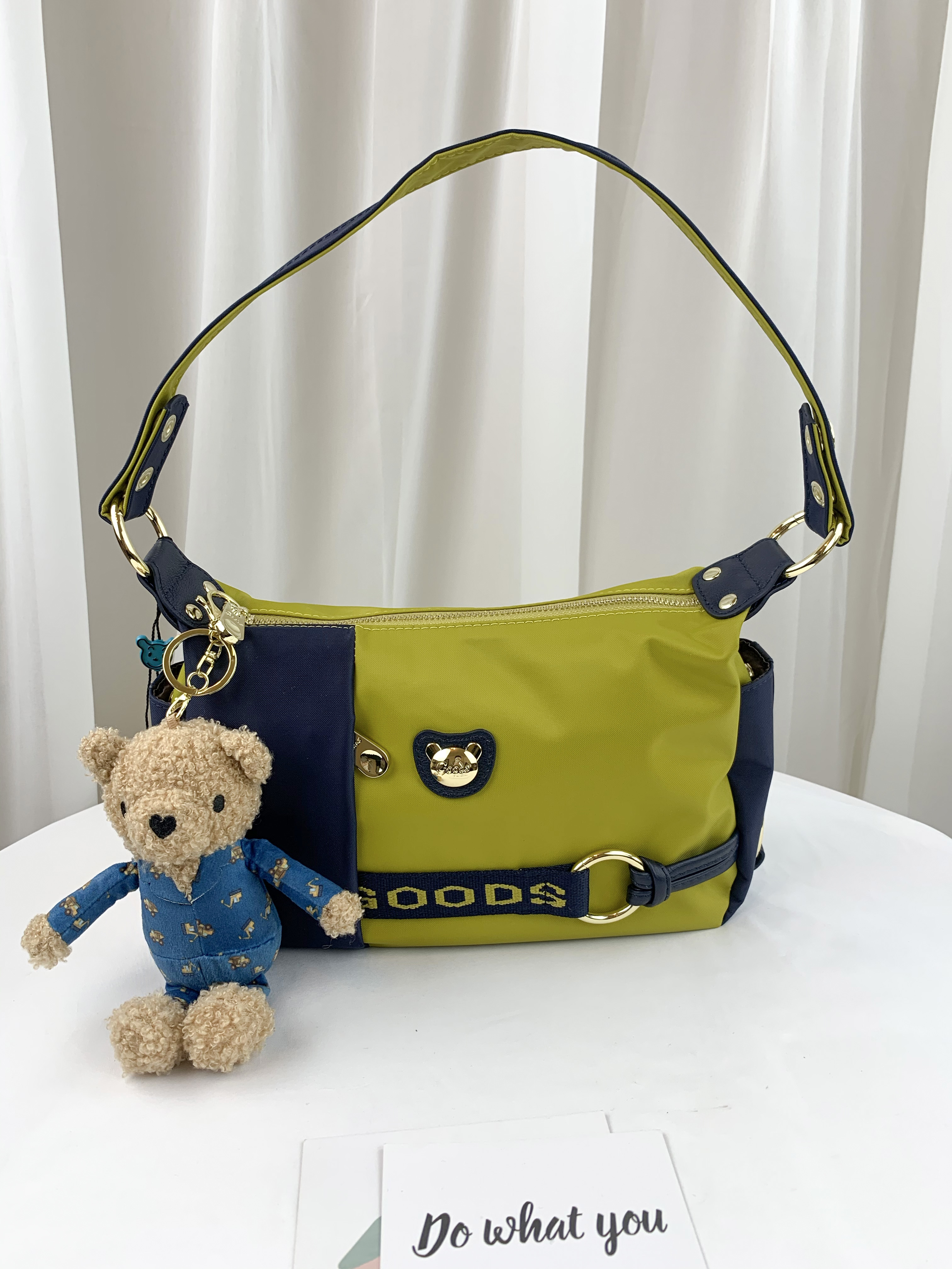 GOODS 織帶芥末黃藍 尼龍防潑水肩背包 / 側背包 附小熊吊飾 #2141