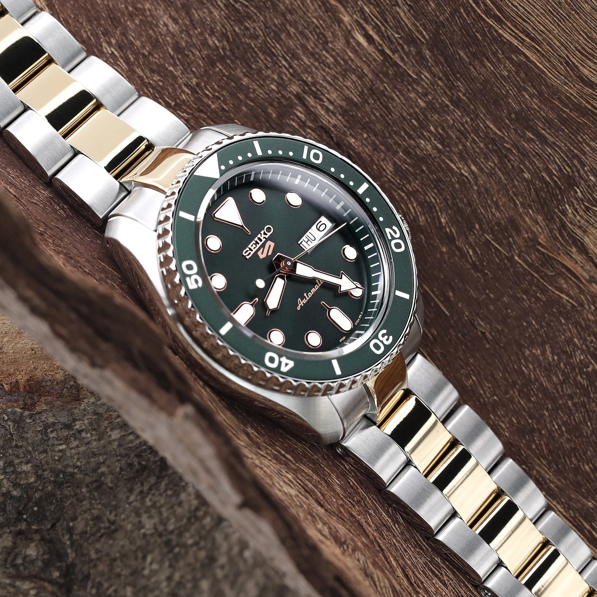 萬年鐘錶 - 太空人錶帶 SEIKO 5 SPORTS  專用錶帶    半金不鏽鋼錶帶  ( 新款5號 S型 LOGO專用 )  SS221805P2G019-S5