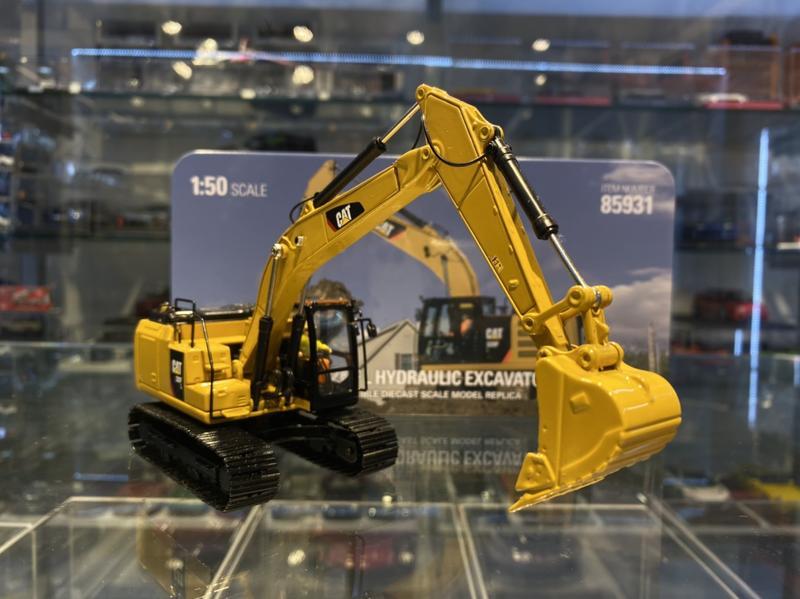 CAT 85931 320F L HYDRAULIC EXCAVATOR 1/50