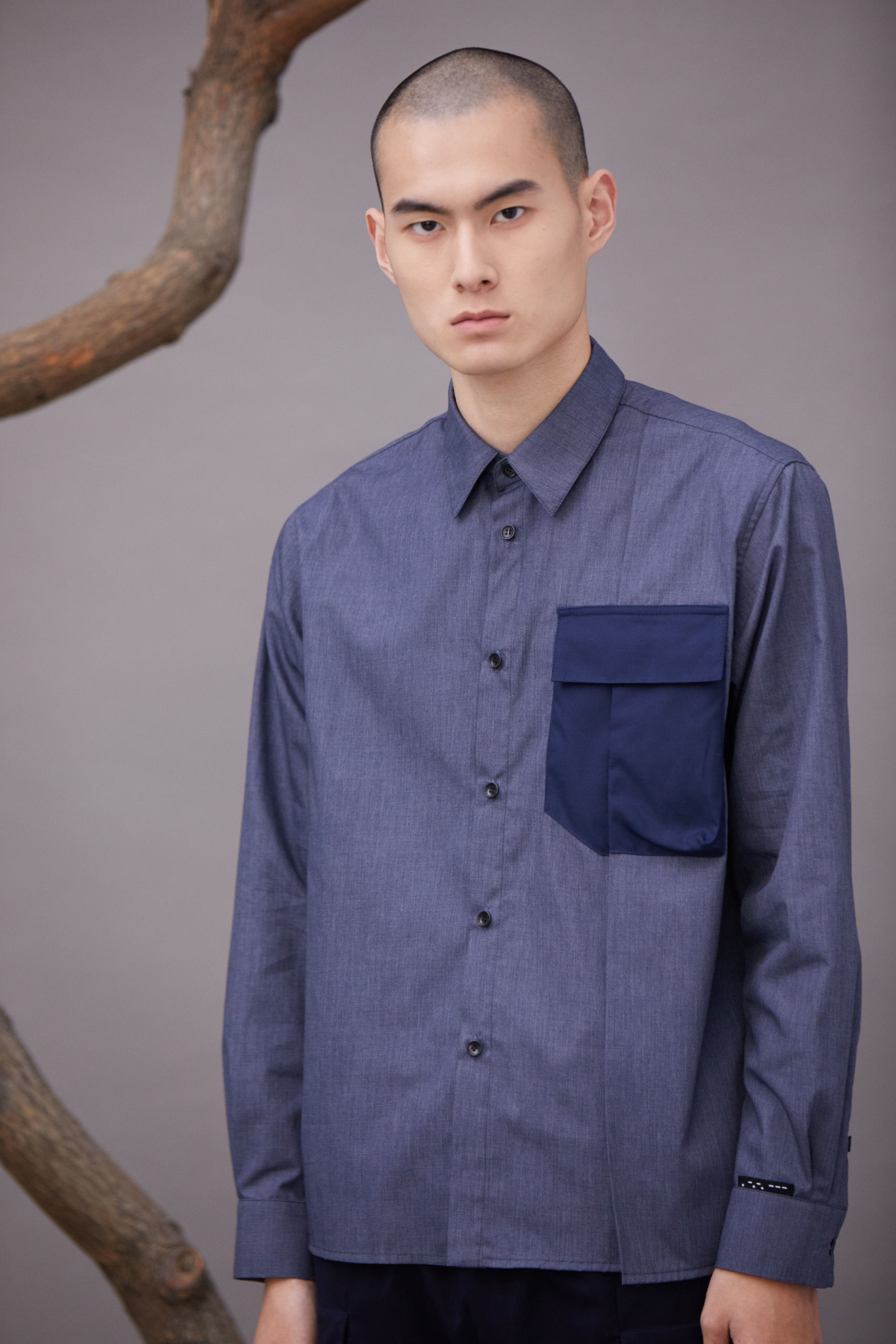 單袋視覺襯衫 - 藍灰