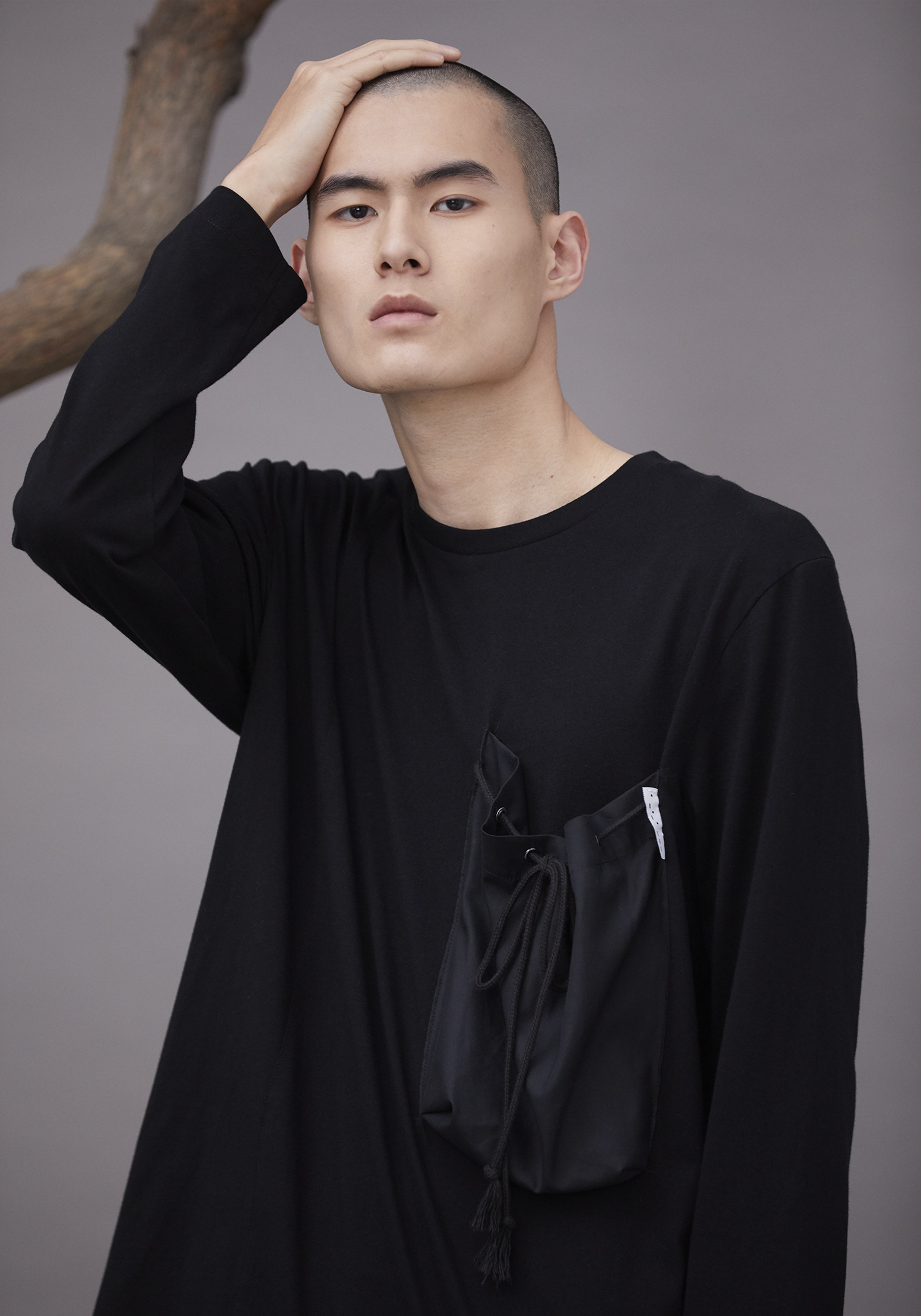 抽繩口袋針織衫 - 黑