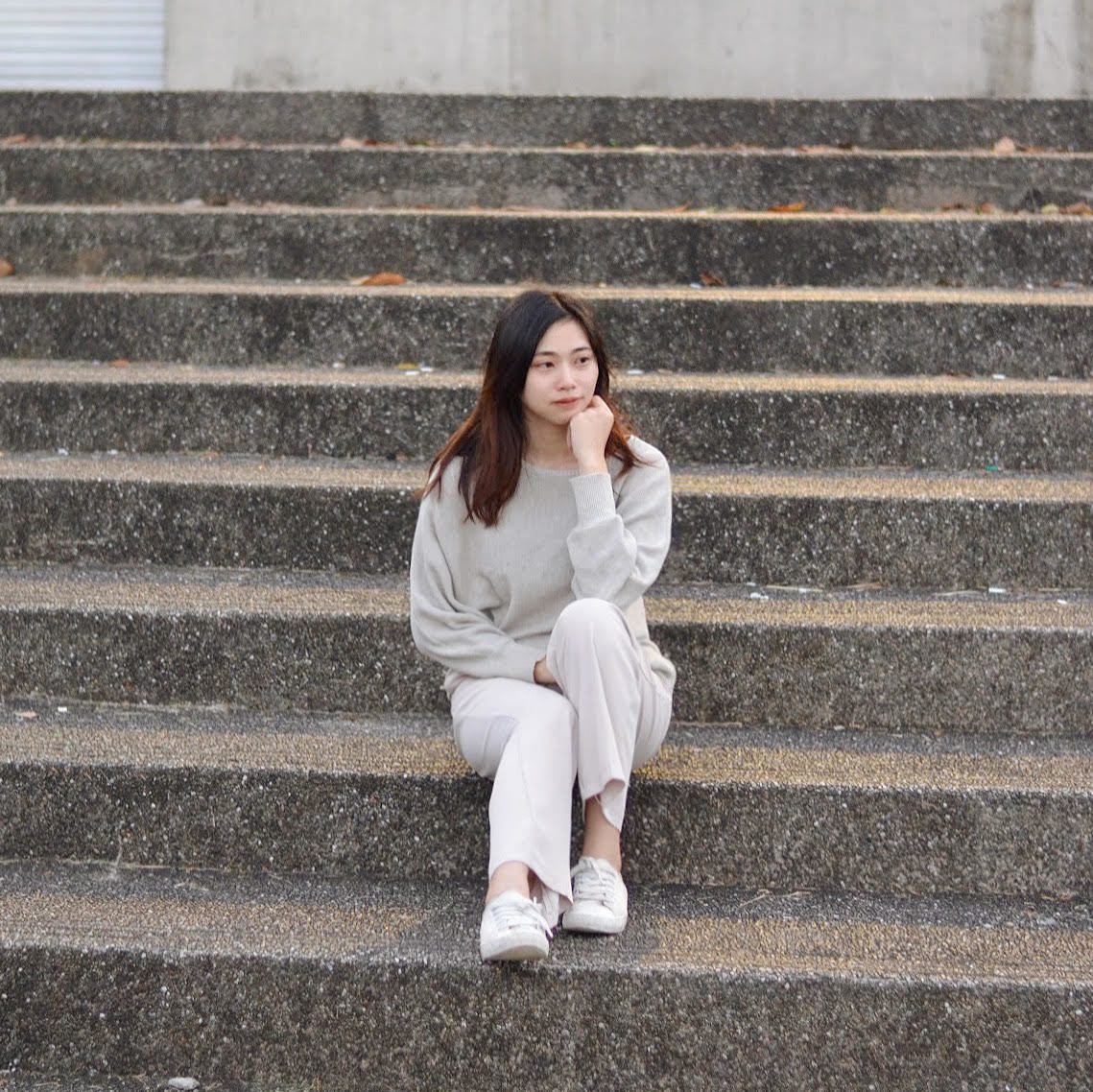 安九部落客穿搭針織衫搭配褲裝