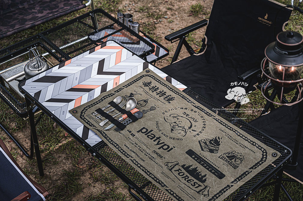 【カモノハシ 鴨嘴獸】毒特物種 風格旗幟 掛布 桌布 五格 Molle系統