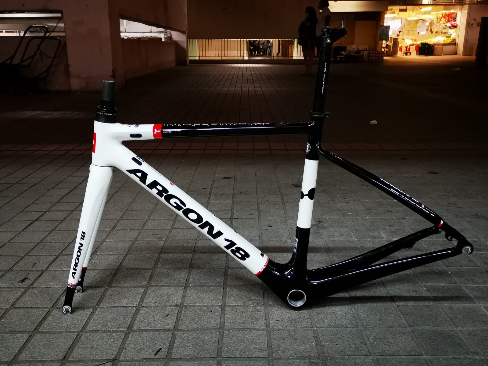 99% New Argon Krypton XS frameset