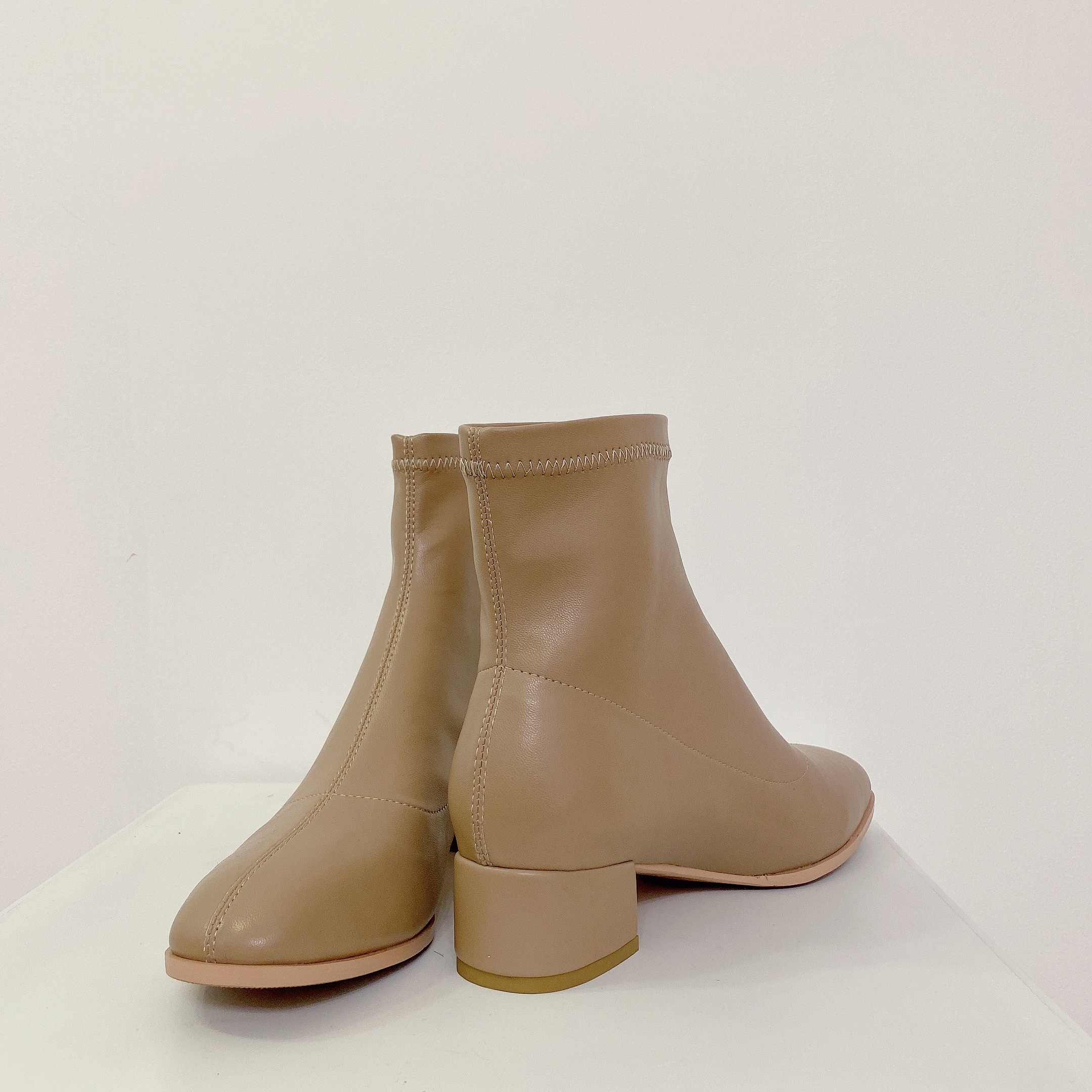 預訂 AW1104 Gillan Boots