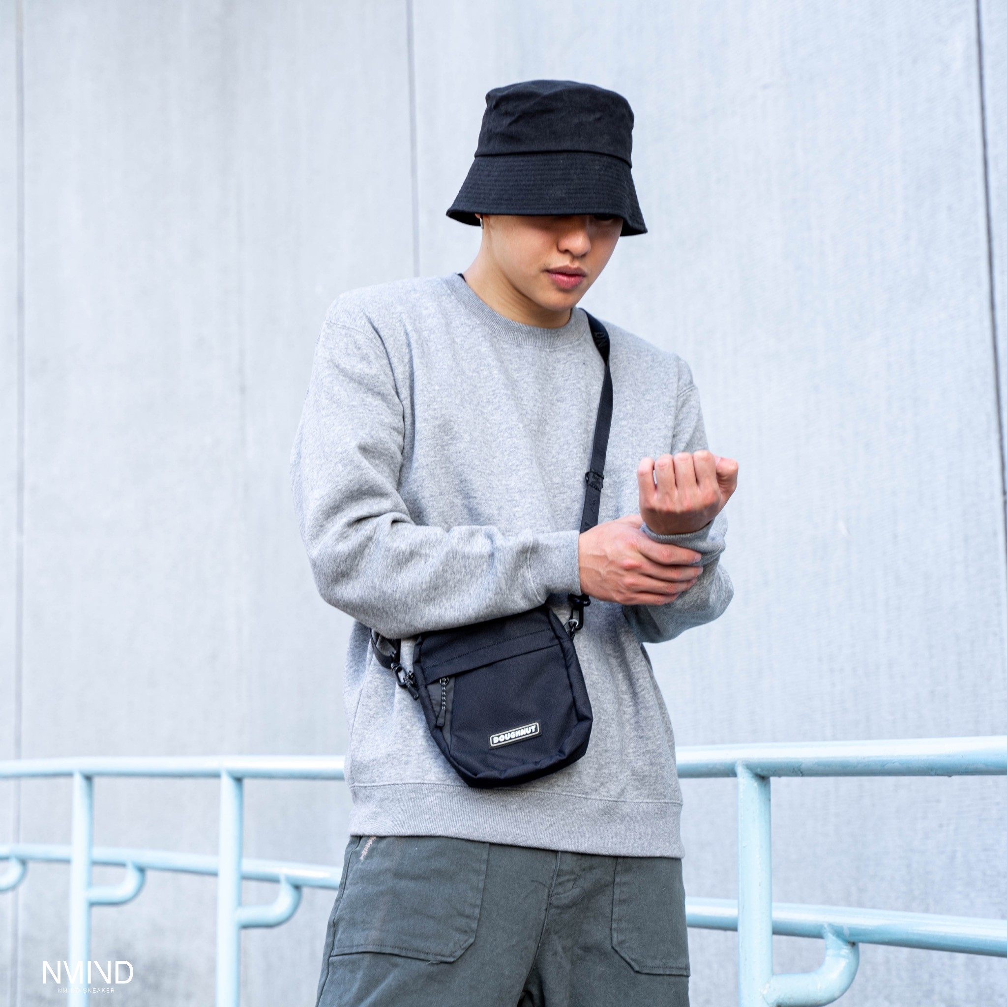 United Athle UA大學踢 灰色 (3592801-714)