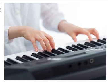 Yamaha PSR-E373 keyboard 61鍵電子琴有重力感應