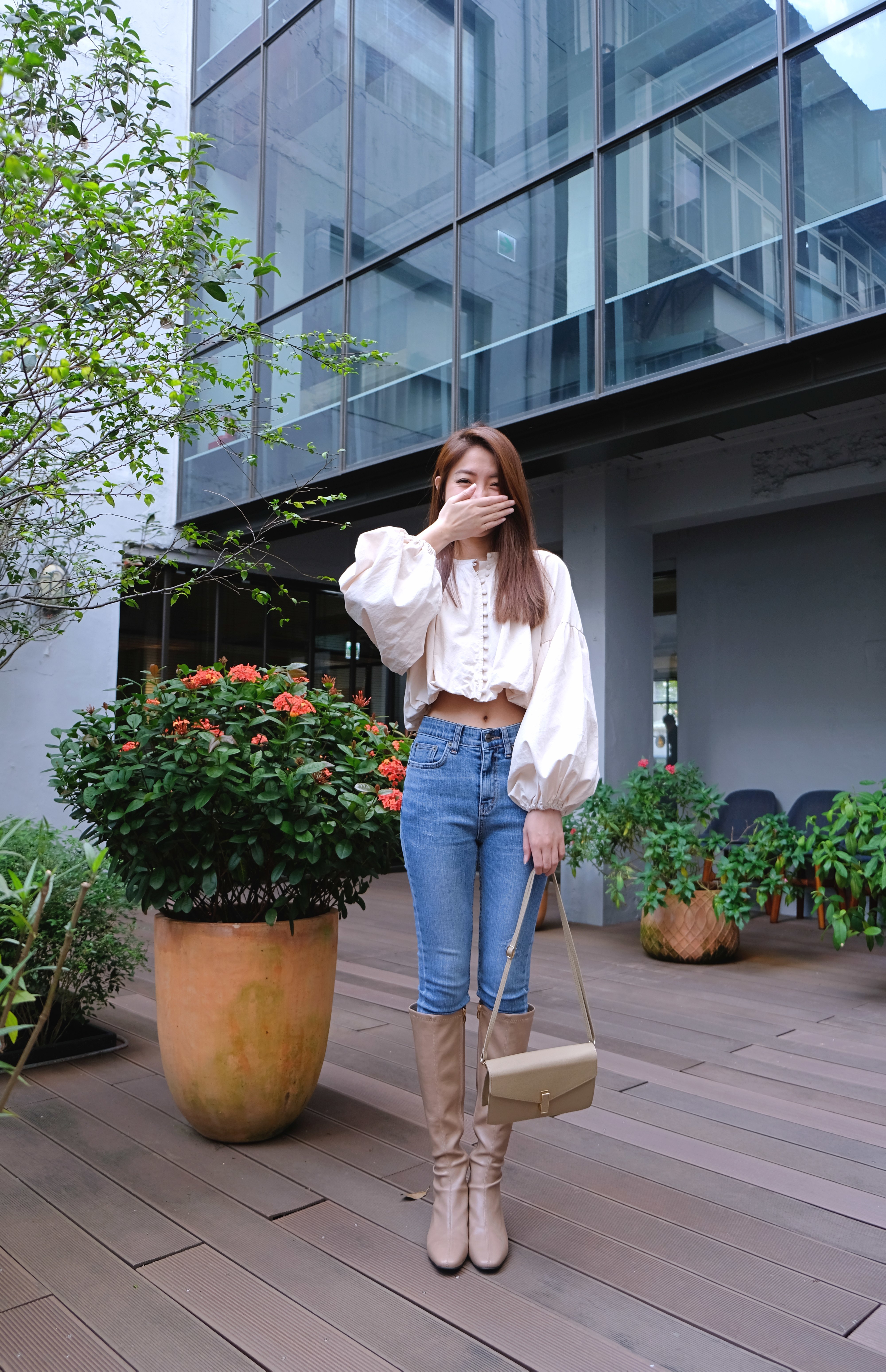 波希米亞設計感泡泡袖短版上衣