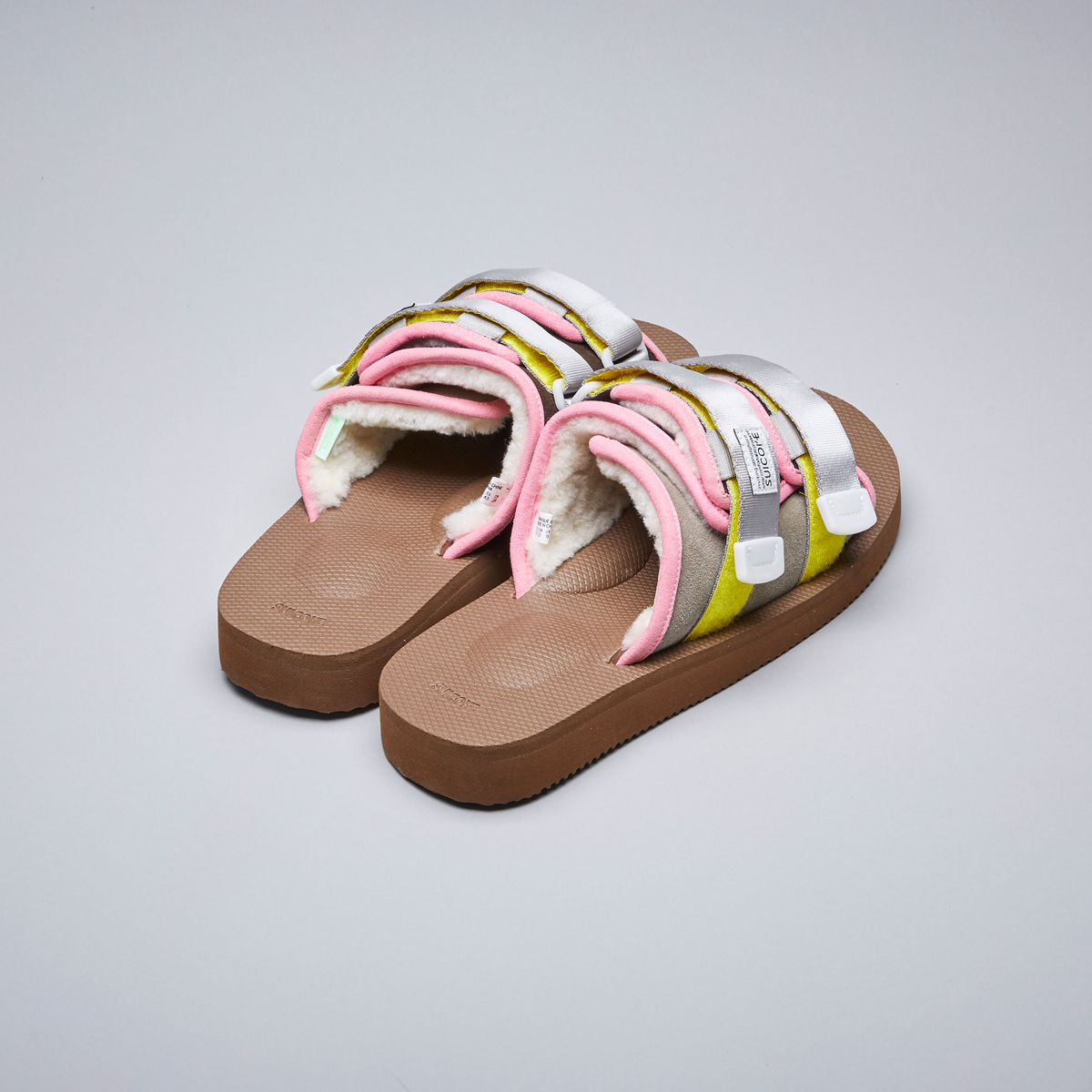 [出清商品售出無退換] SUICOKE MOTO-Mab OG-056MAB-BG 棕灰 毛絨 保暖 抗菌鞋床 魔鬼氈 拖鞋【SK20056MABBG】