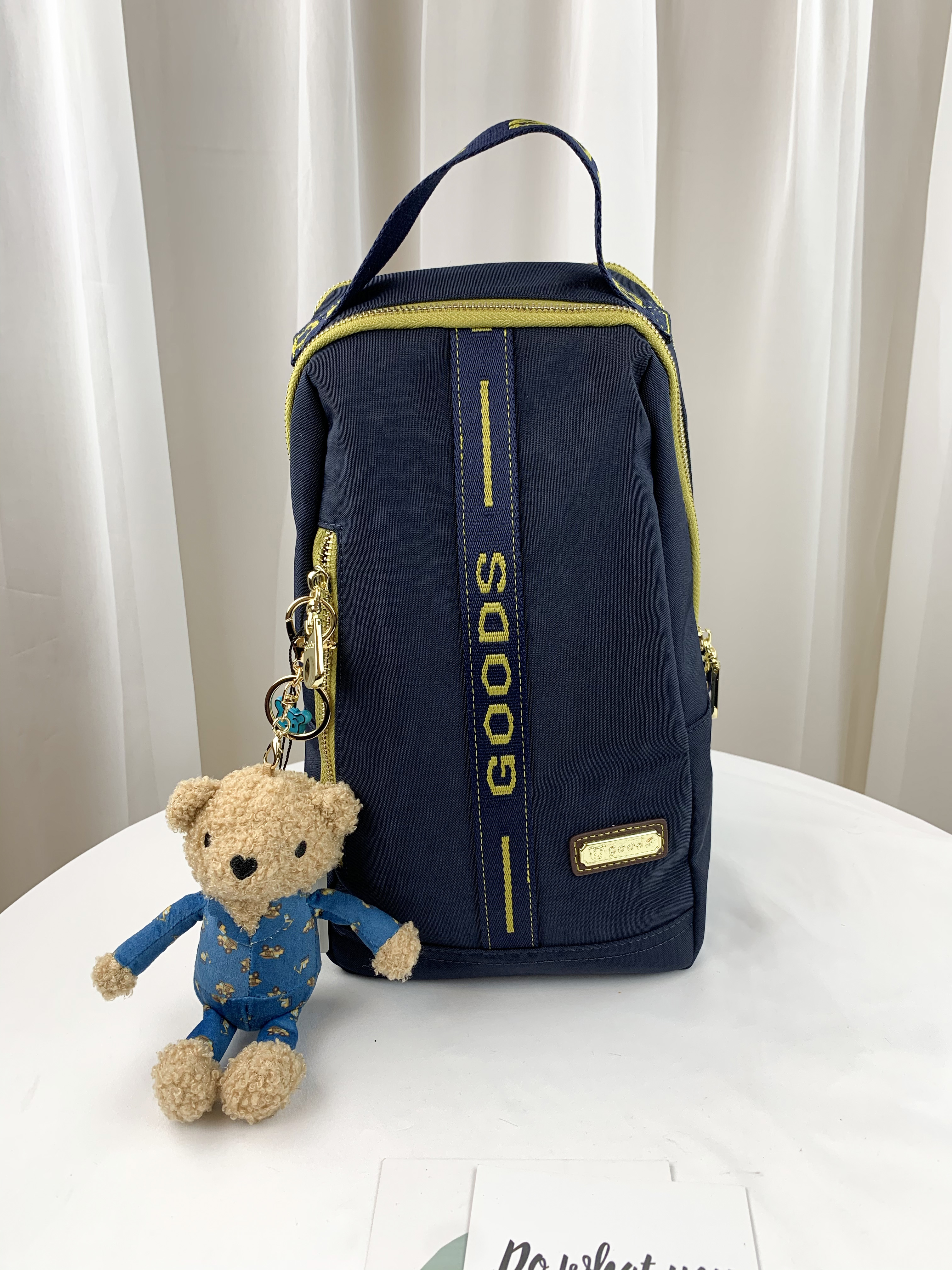 GOODS 織帶黃藍 丹寧防潑水兩用後背包 / 斜背胸包 附小熊吊飾 #2731
