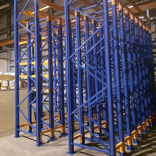 倉儲設備 : 重量型棧板物料架(重量型棧板鋼架)