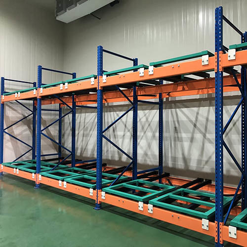 倉儲設備 : 後推式棧板物料架(重量型棧板鋼架)