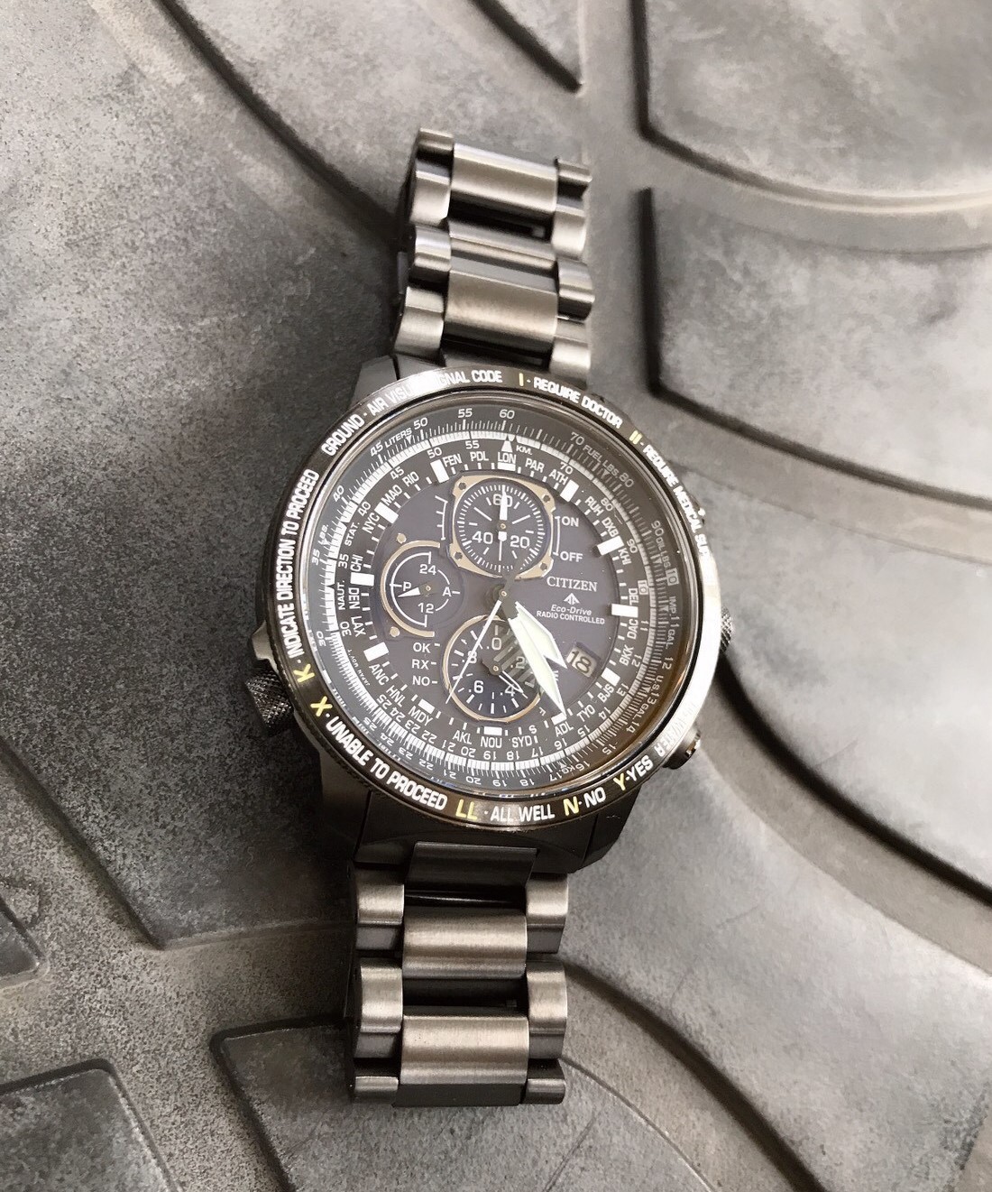 【CITIZEN 星辰】PROMASTER 光動能鈦金屬電波錶AT8195-85L