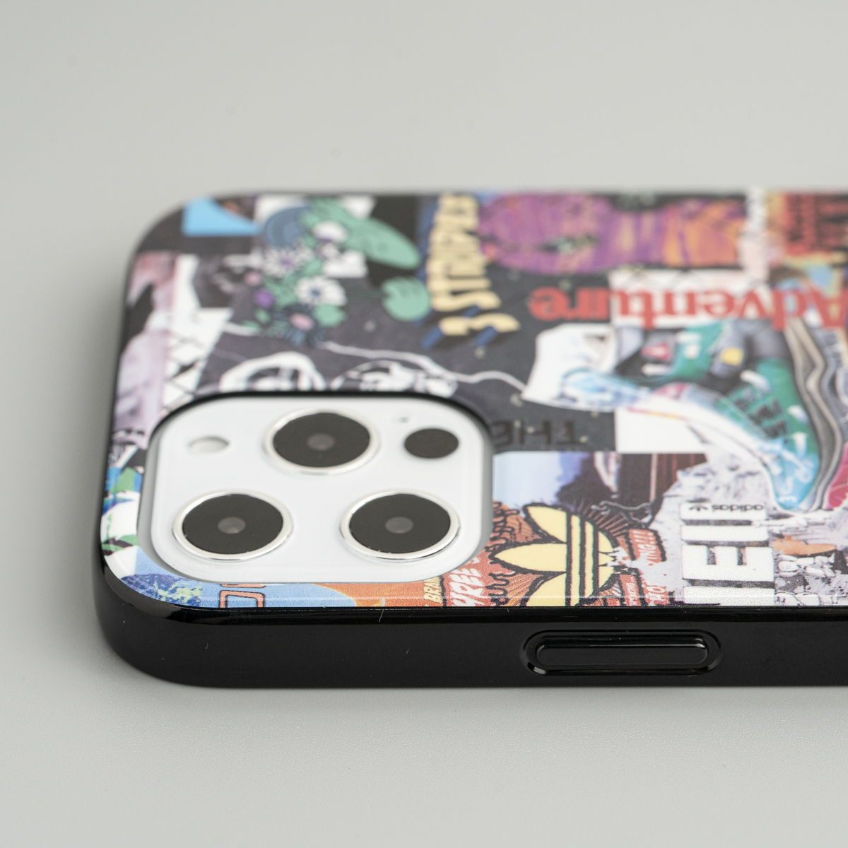 【 adidas iPhone 12 PRO MAX 原廠手機殼 - 街頭潮流 】