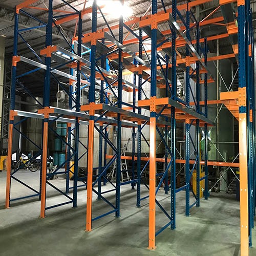 倉儲設備 : 駛入式棧板物料架(重量型棧板鋼架)