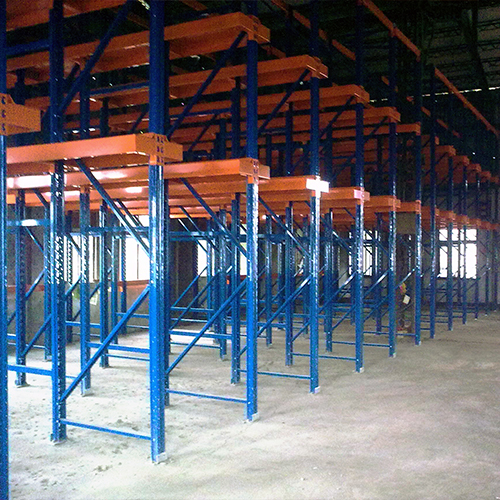 倉儲設備 : 駛入式棧板物料架(重量型棧板鋼架)