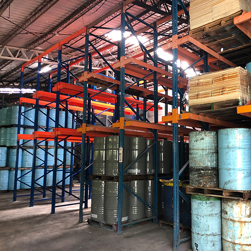 倉儲設備 : 駛入式棧板物料架(重量型棧板鋼架)