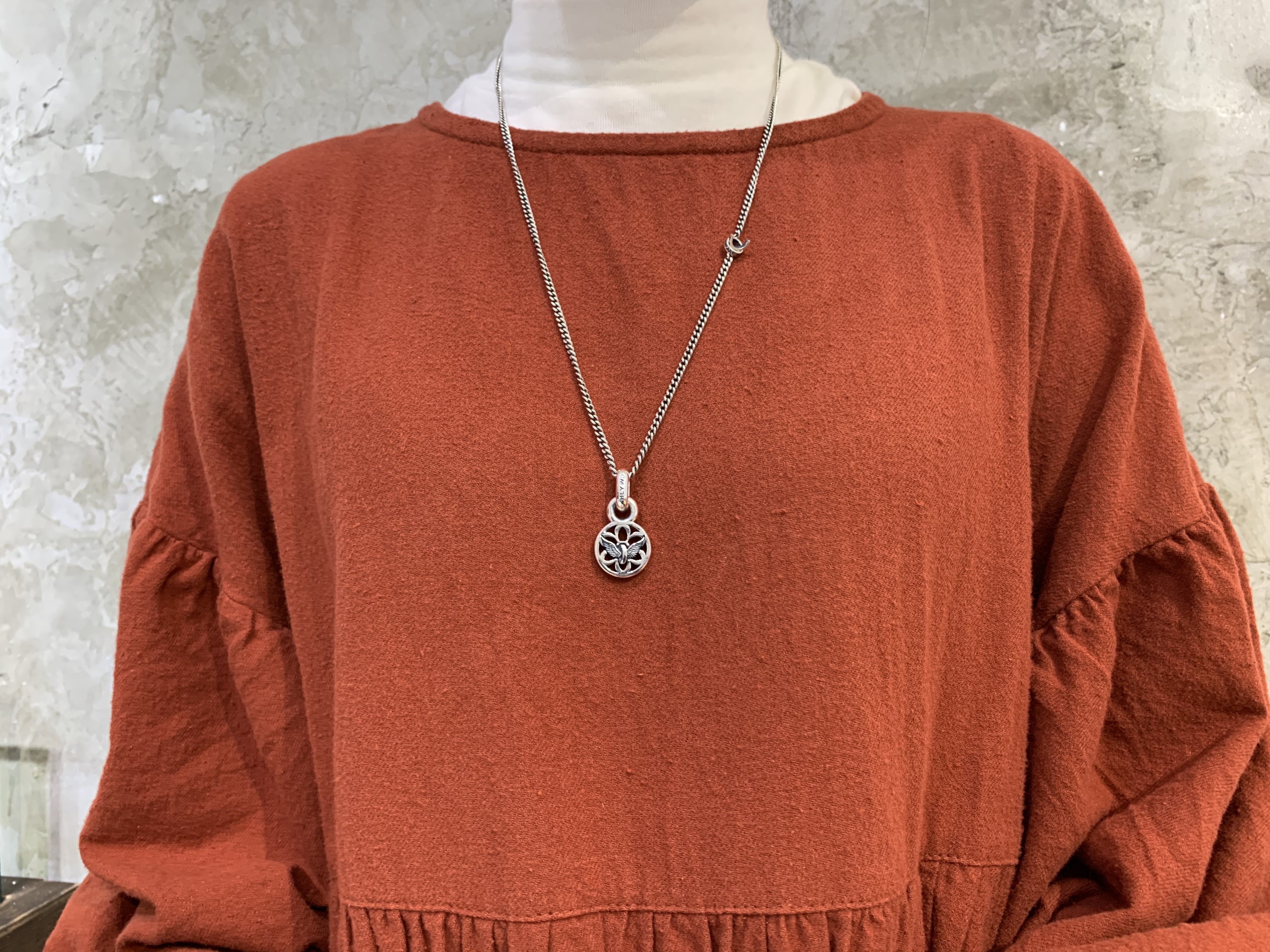 Roadway Pendant, Wheel & Wings