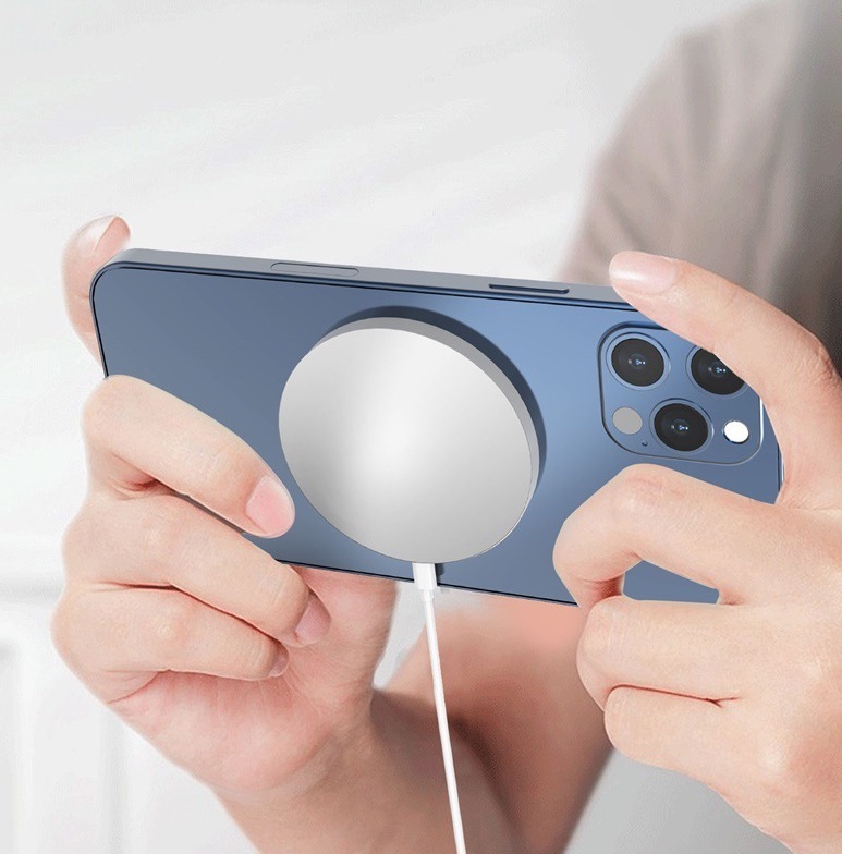 iphone 12系列 15w磁吸快速無線充電器 magsafe//無需對位，自動吸附充電，邊充電邊玩手機