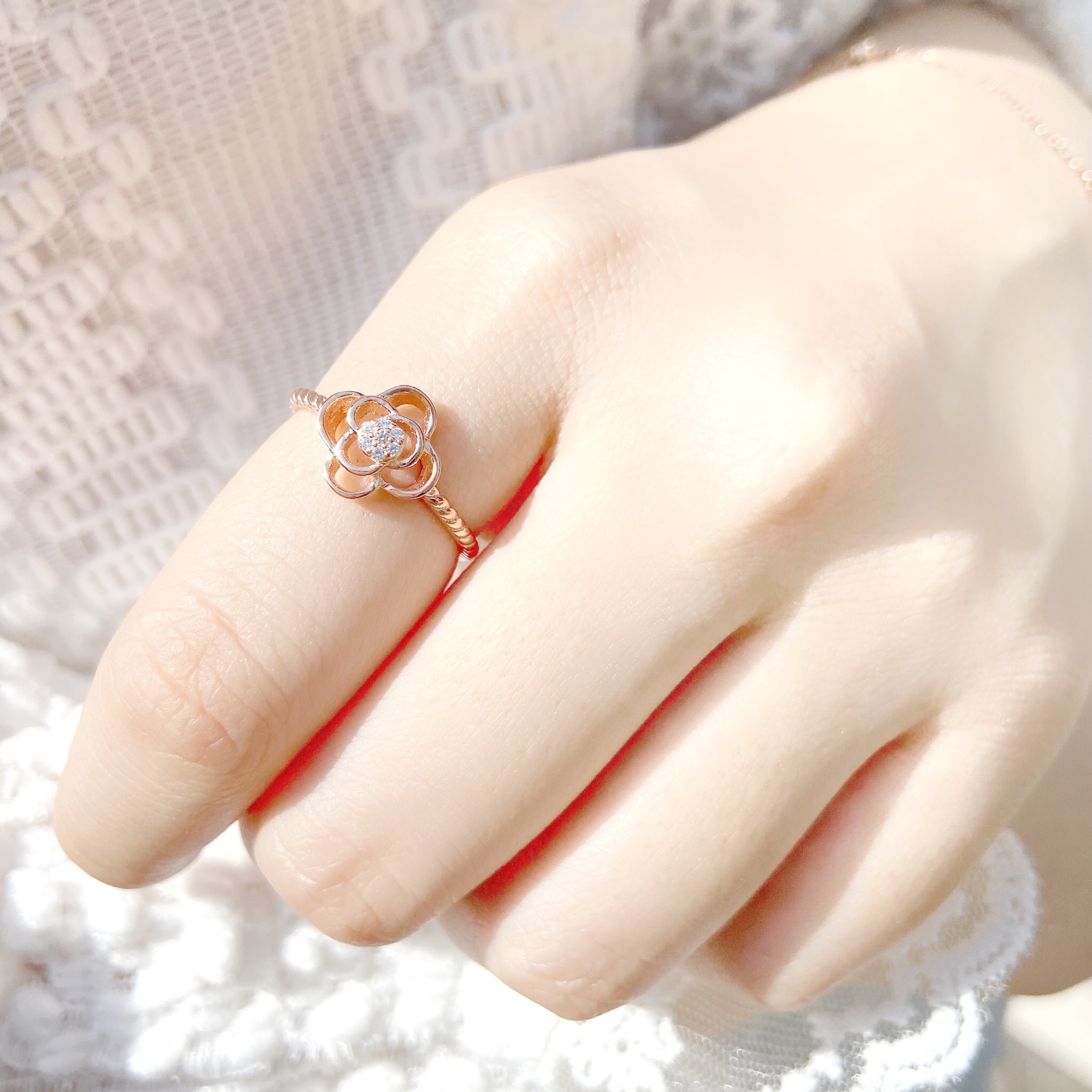 | 925純銀・ 玫瑰金 |  鏤空玫瑰戒指 | RI0189 |