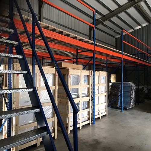 倉儲設備 : 積層式棧板物料架(重量型棧板鋼架-積層式夾層架)