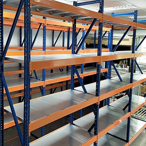 倉儲設備 : 中重型物料架(中重型倉儲物料架-鋼格板)