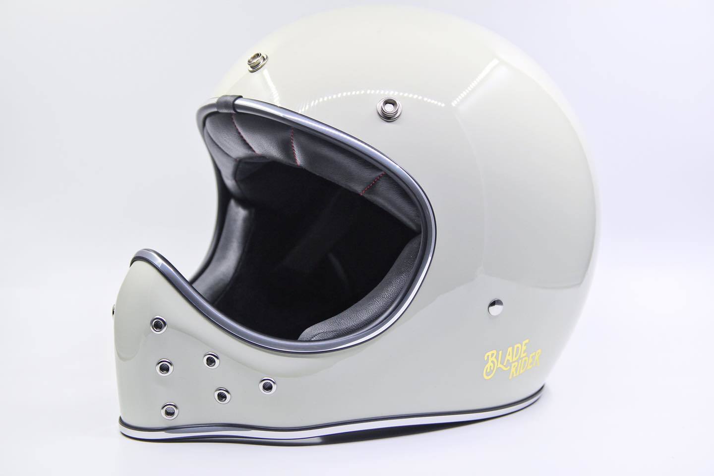 BLADE RIDER 象牙白 山車帽