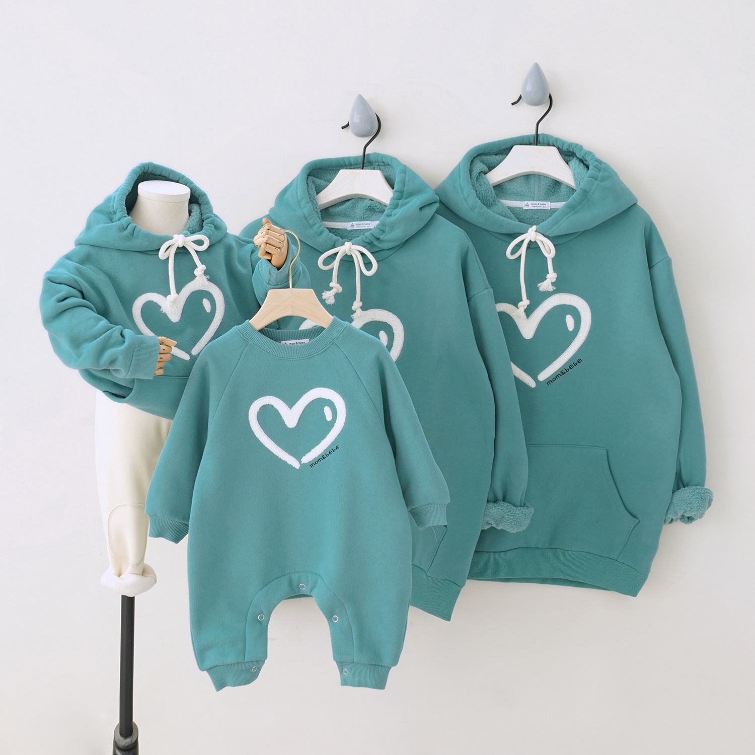 現貨出清 親子款 <加厚> 綠色愛心帽T 連身衣