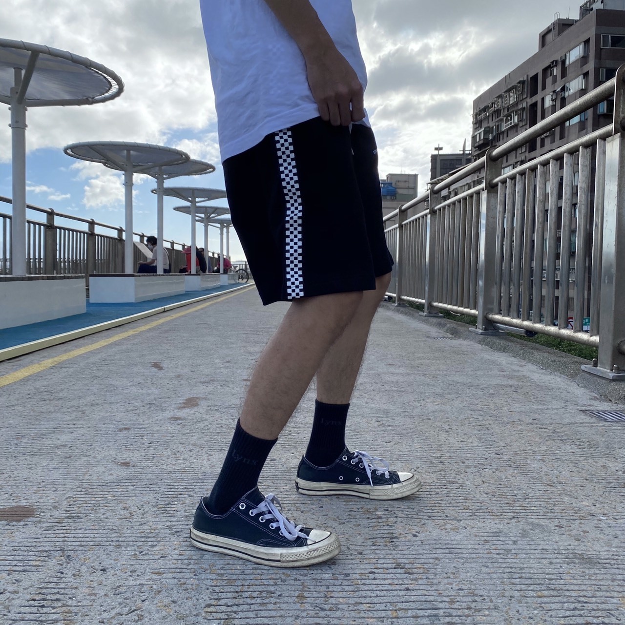 XCTRL 黑白格紋織帶短褲-黑