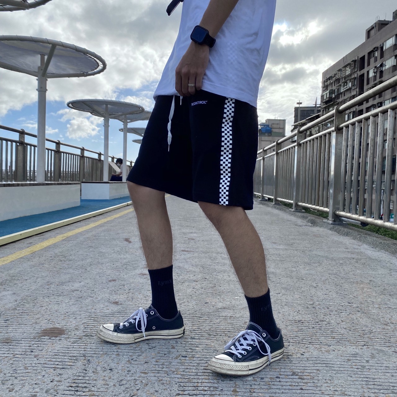 XCTRL 黑白格紋織帶短褲-黑